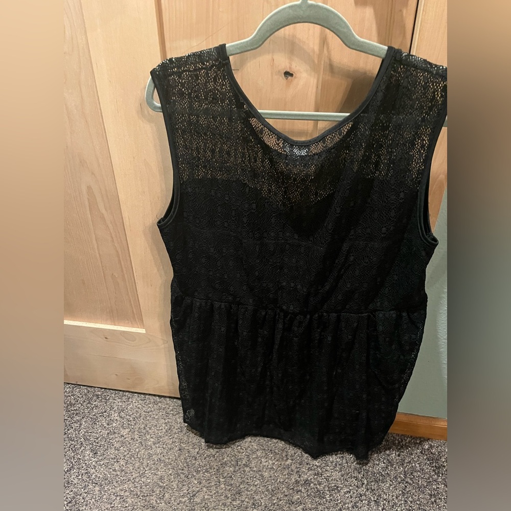 Lovesick by Torrid size 2 black lace shirt - Picture 2 of 2